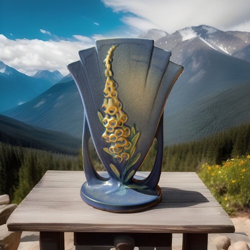 VINTAGE ROSEVILLE POTTERY BLUE FOXGLOVE FAN VASE 478" eBay