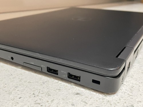 Dell Latitude E5570 i5-6300U 3.0GHz 8GB 256 GB SSD BT HDMI 15.6" Win 10 Pro NS - Picture 8 of 12
