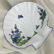 Crown Staffordshire England Fine Bone China " GAINSBOROUGH " Candy Dish 5 1/2"