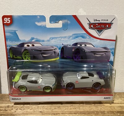 Disney Pixar Cars 3 Ronald & Junyi 95 Rust-Eze Racing Center Mattel