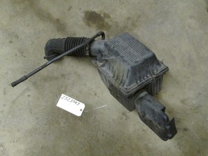 93 94 95 96 97 98 Grand Cherokee 6 Cyl Air Filter Housing Assembly Factory Oem Ebay