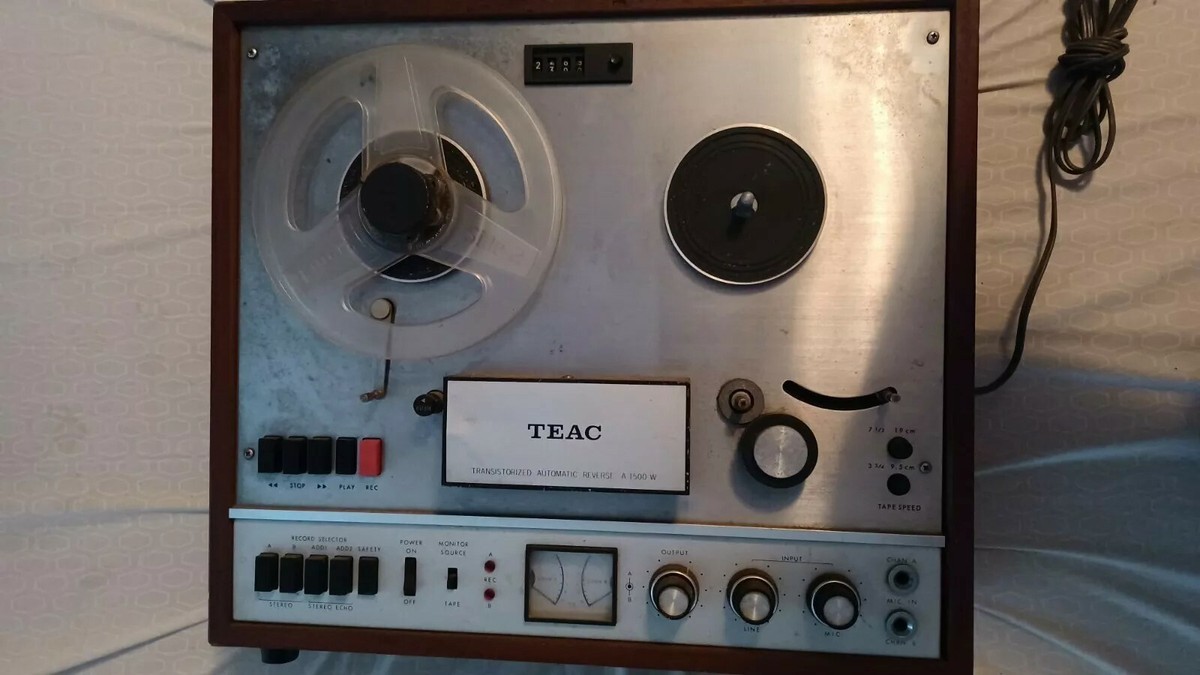 Vintage TEAC A1500-W Transistorized Automatic Reverse Reel To Reel