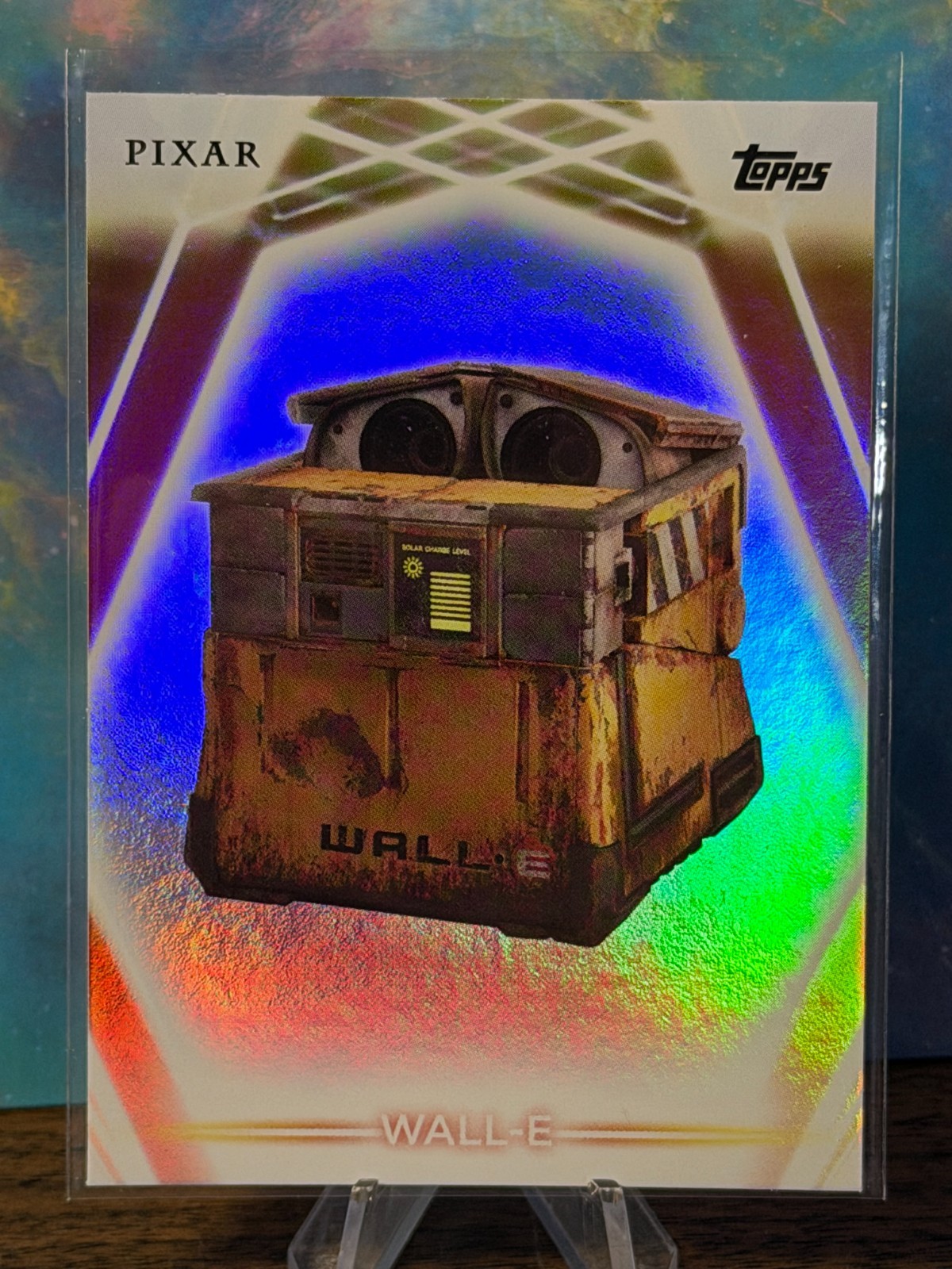 2026 Topps Disney Neon Rainbow Foil #19 Wall-E 💎