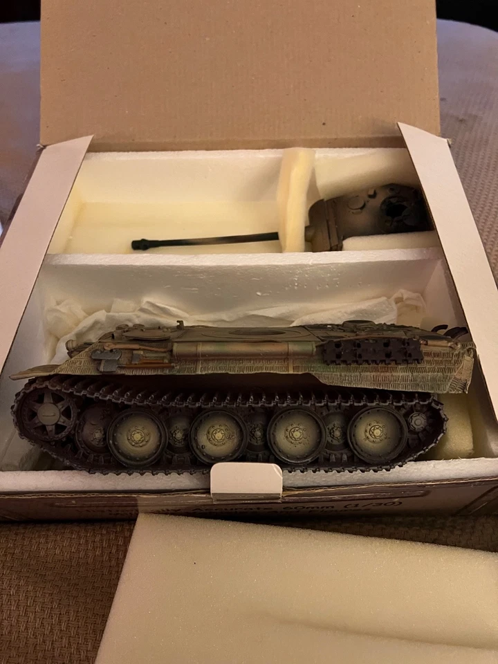 Honourbound Panther Tank SP1 NIB - Image 4 of 4