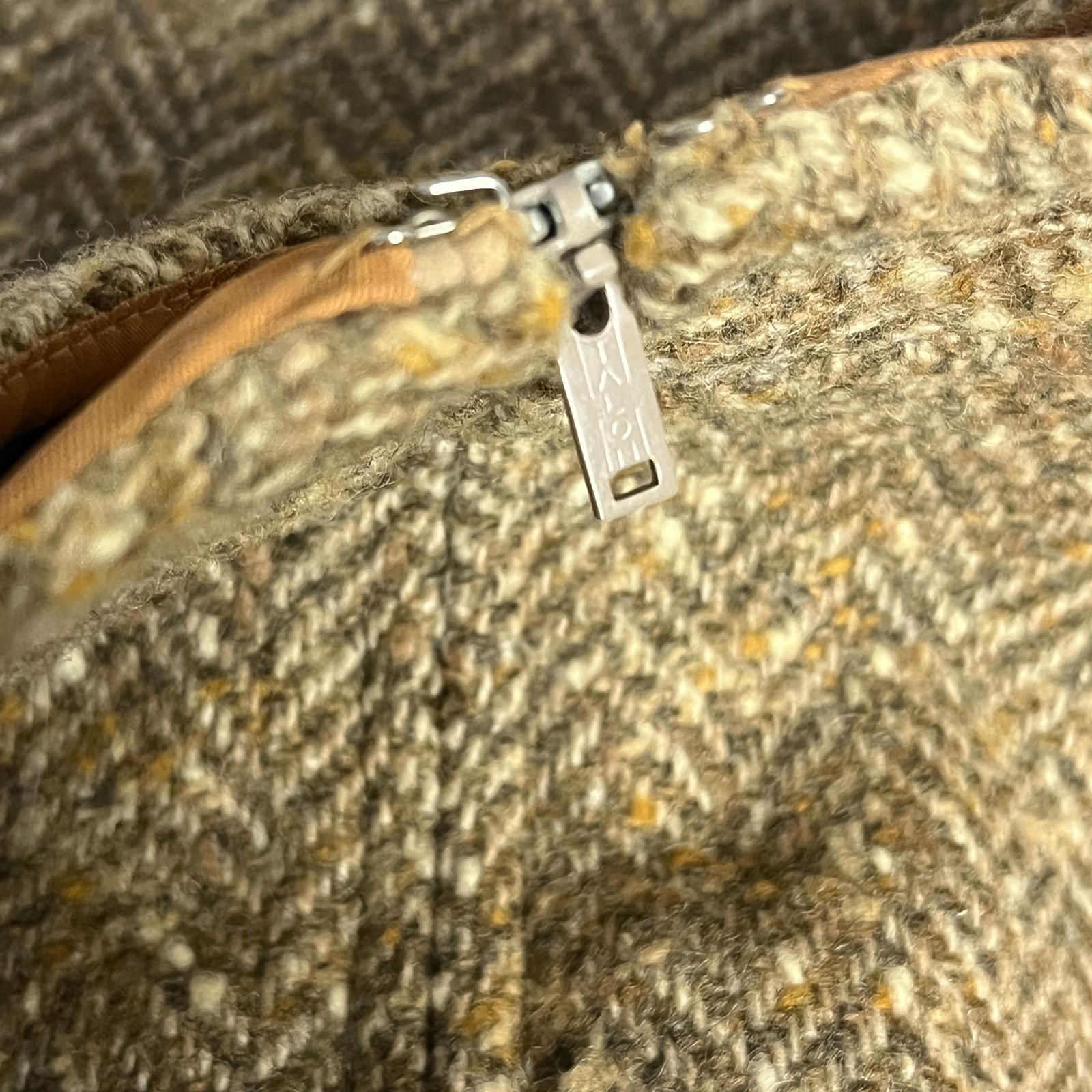 Pendleton Vintage Wool Herringbone Back Zip Sleev… - image 5