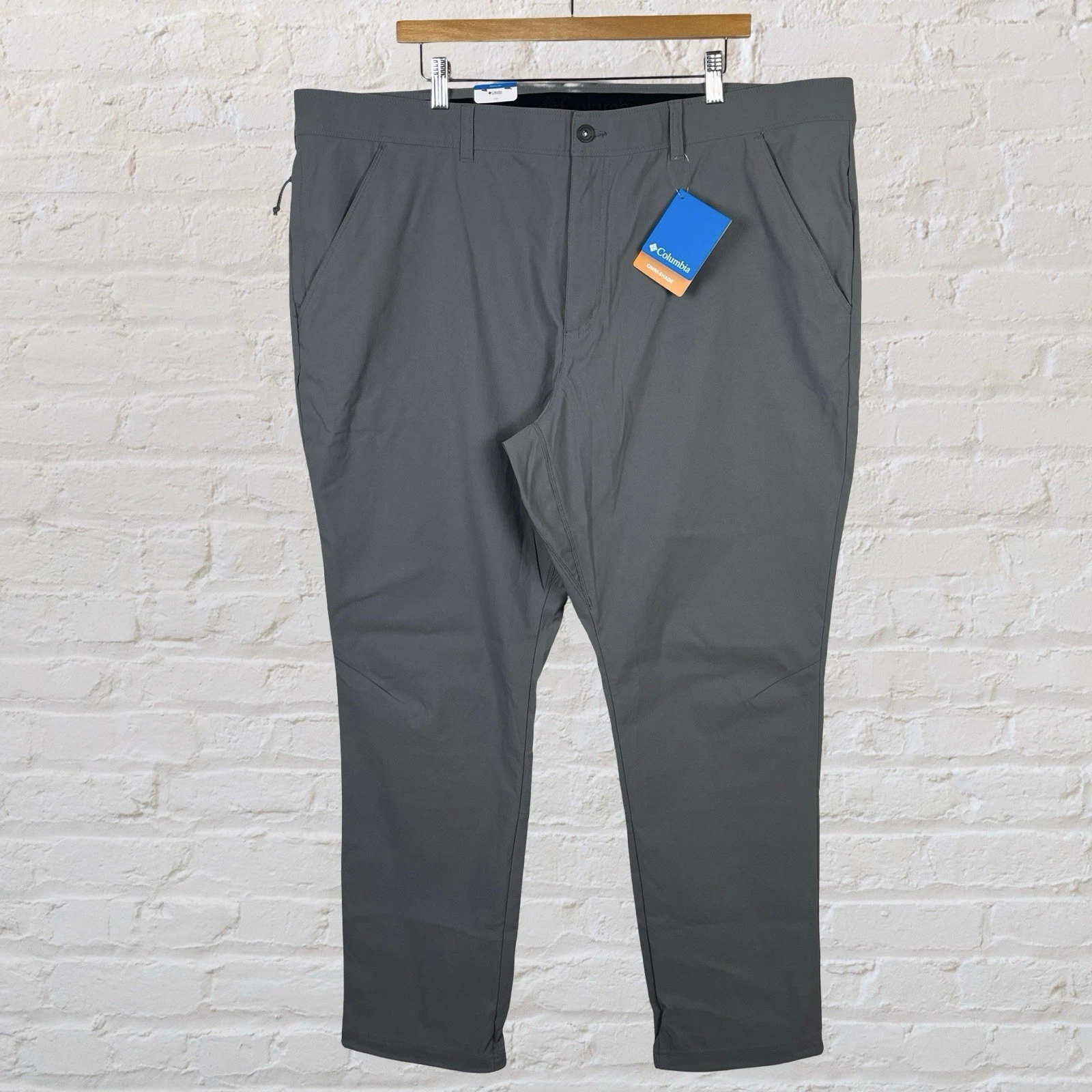 Columbia Black Mesa Woven Pants II Omni-Shade Stretch Hiking Gray Mens 44x32
Opens in a new window o