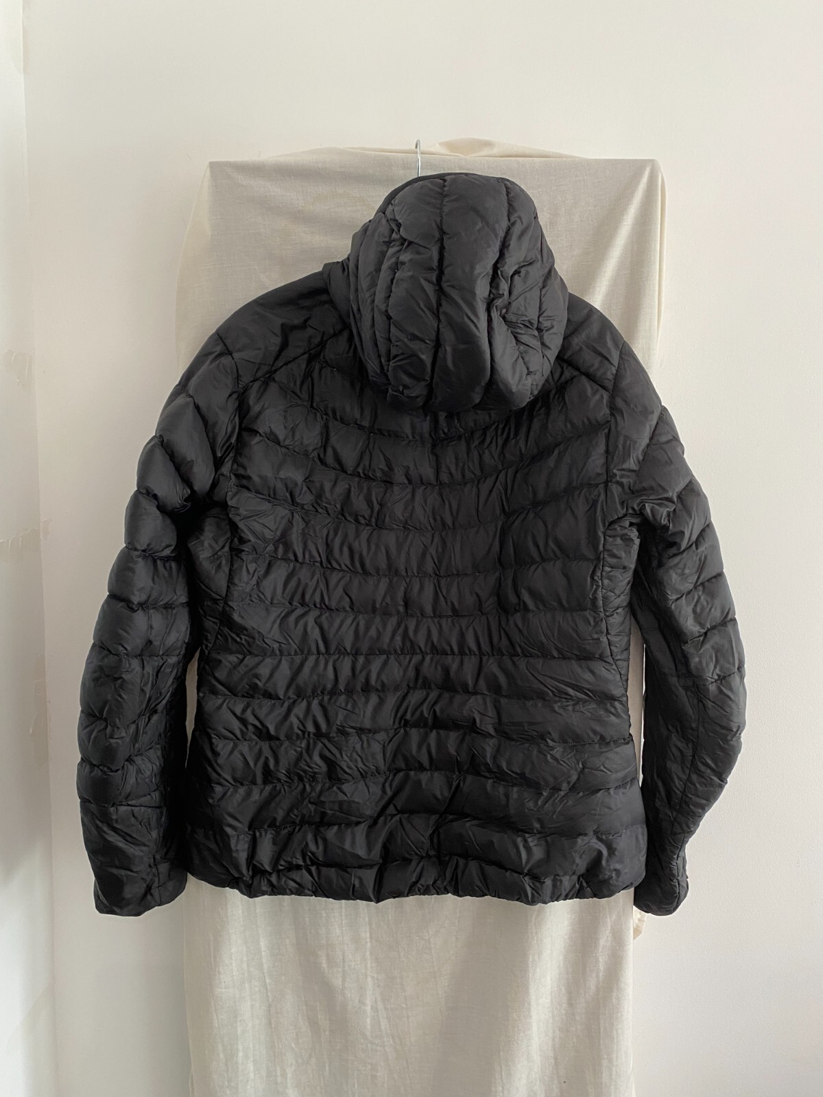 Piumino ARC'TERYX CERIUM LT nero con cappuccio taglia L