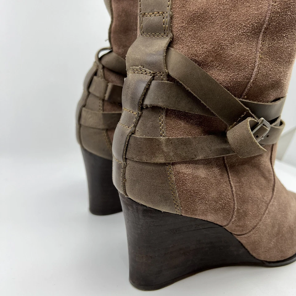 BOTAS EMU AUSTRALIA TARLO Seta Gamuza Cuero Alto Mujer 8 Hebillas Cuña Foto 4 de 4