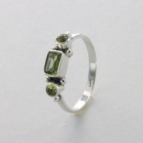 Triple Round Square Green PERIDOT Ring Multiple Sizes 925 STERLING SILVER #35e - Picture 2 of 8