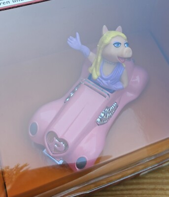 Corgi Muppet Collectable Figurine The Muppets Miss Piggie's Car