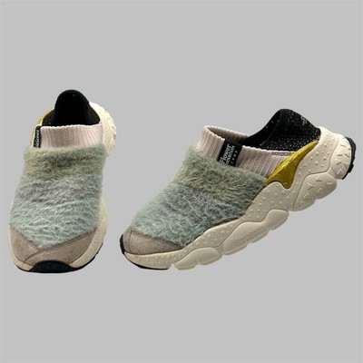 Flower Mountain Camp Dandelion Mountaineering Assn Slip-On Knit Sneakers FM67071