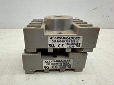Lot of 2 Allen Bradley 700-HN125 Relay Sockets, 8-Pin Octal, 600V 10A, DIN Rail