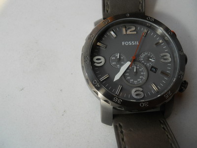 Fossil men's chronograph leather band,quartz,battery Analog