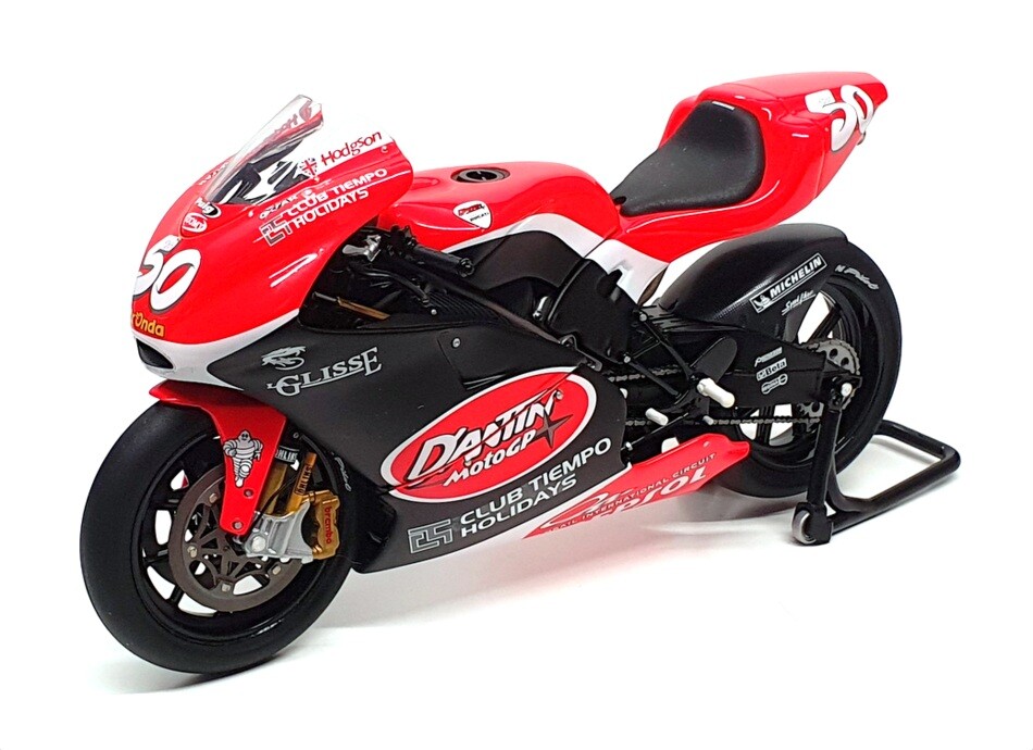Minichamps 1/12 Scale 122 040050 - Ducati Desmosedici N. Hodgson