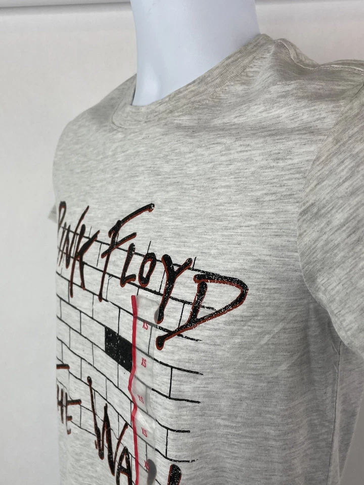 Pink Floyd The Wall T Shirt Adult XS Gray Licensed Rock N Roll Band Retro NWT - Image 4 of 4