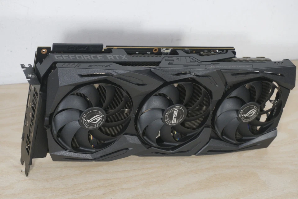 Scheda video, GPU ASUS ROG STRIX RTX 2070 SUPER GAMING OC 8GB - Immagine 3 di 4
