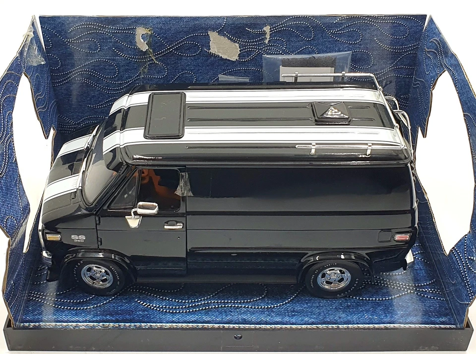 HIGHWAY 61 1/16 Scale 50173 - 1974 Chevrolet Custom Van - Black/White Stripes - Image 4 of 4