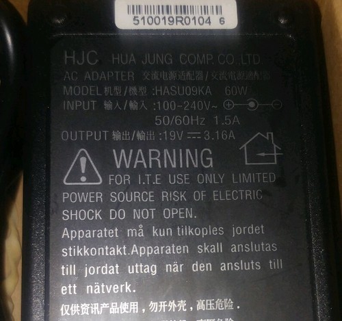 NEW Genuine HJC HASU05KA AC Adapter 19V 3.16A Power Supply w/ Cord - Picture 2 of 7