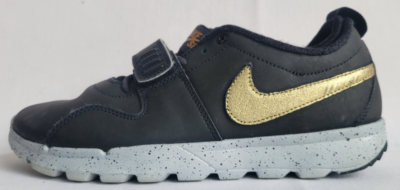Mens Size 8 Black Gold Nike SB Trainerendor L QS Training  display picture 2