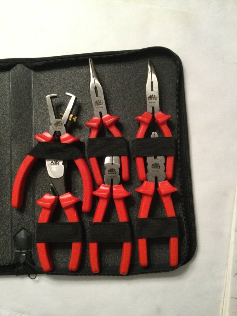 Mac Tools plier Set 6 Piece. Looks as new. Comes with zip up case