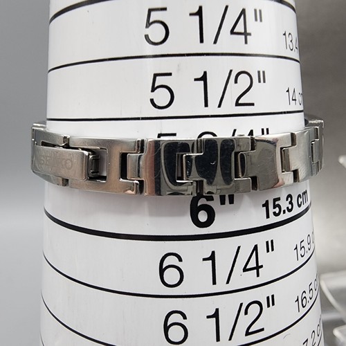 Seiko Watch Women 17mm Black Dial Silver Tone Diamond Accents 1N00-0KG0 New Batt - Picture 11 of 11