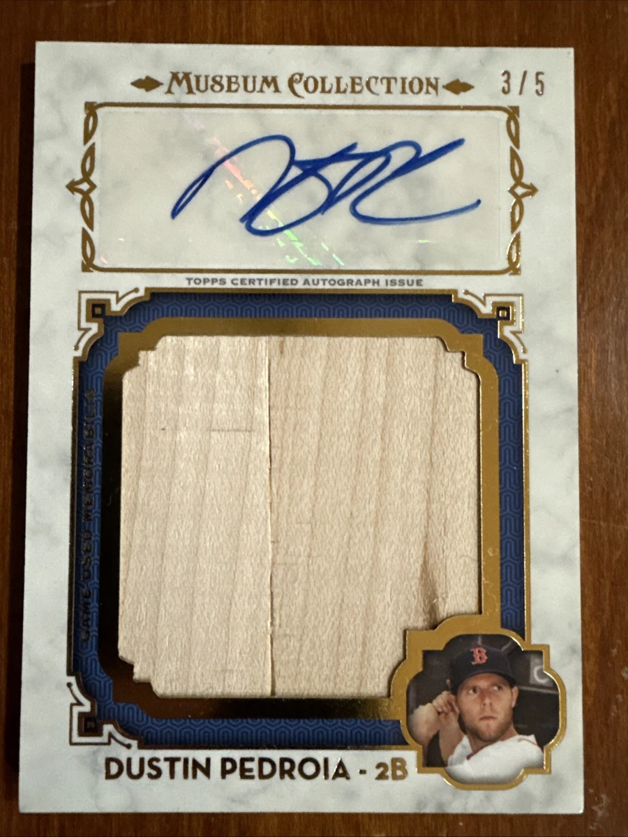 Topps Dustin Pedroia Autographed Baseball Sports Trading Cards