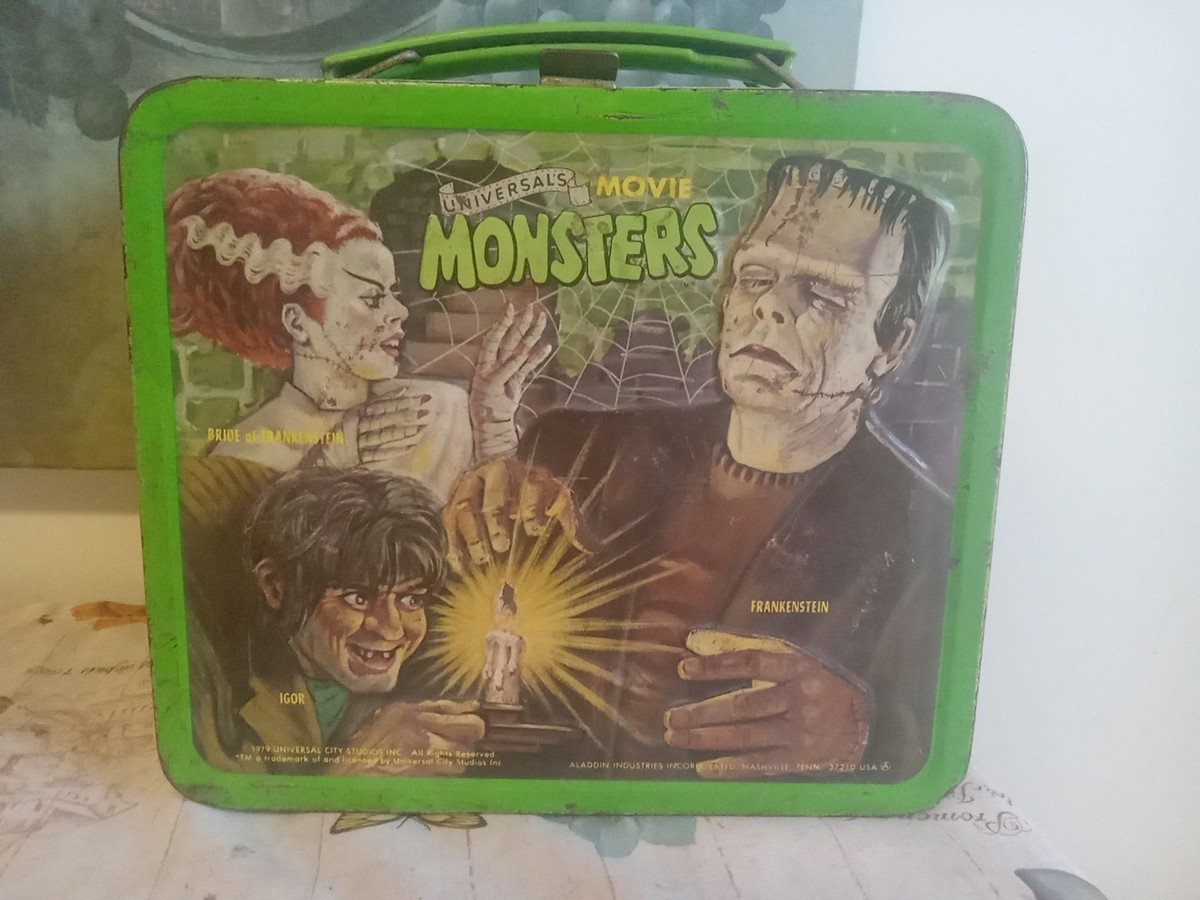 特撮 Universal Movie Monsters Lunch Box UNIVERSAL MOVIE MONSTERS Metal Embossed Lunchbox 1979 NO