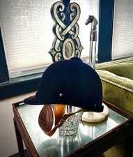 International Equestrian Riding Helmet Black Velvet Sz 7