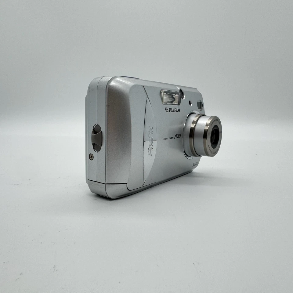 Fujifilm FinePix A303 3.2MP Compact Digital Camera Point & Shoot Tested Working - Image 3 of 4