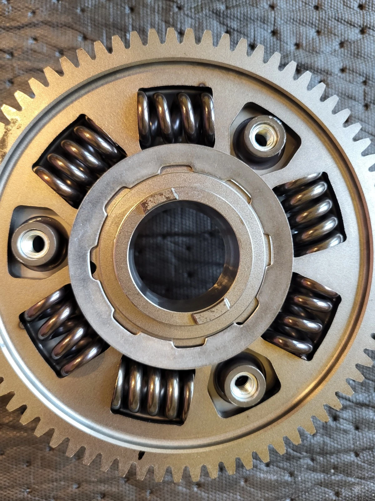 BMW Clutch Kit 358238792127 &ndash; Steel Item Length: 28 cm Country of Origin: Sweden