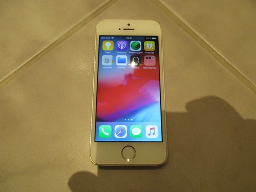 Apple iPhone 5s - 16GB - Weis (Ohne Simlock) A1457 - Bild 2 von 14