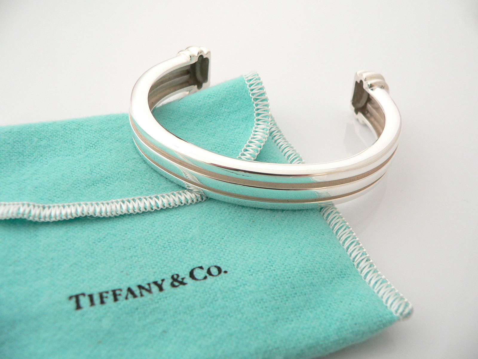 Tiffany & Co Silver Atlas Cuff Groove Stripe Bracelet Bangle Gift Pouch Love Art