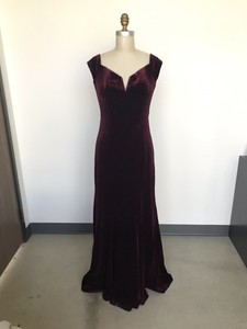 vince camuto burgundy velvet dress