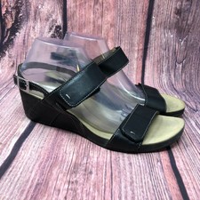 clarks daisy drift wedge sandal