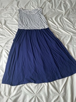 Breastfeeding / Nursing Dress Size Large Stripes  Navy Blue Pockets