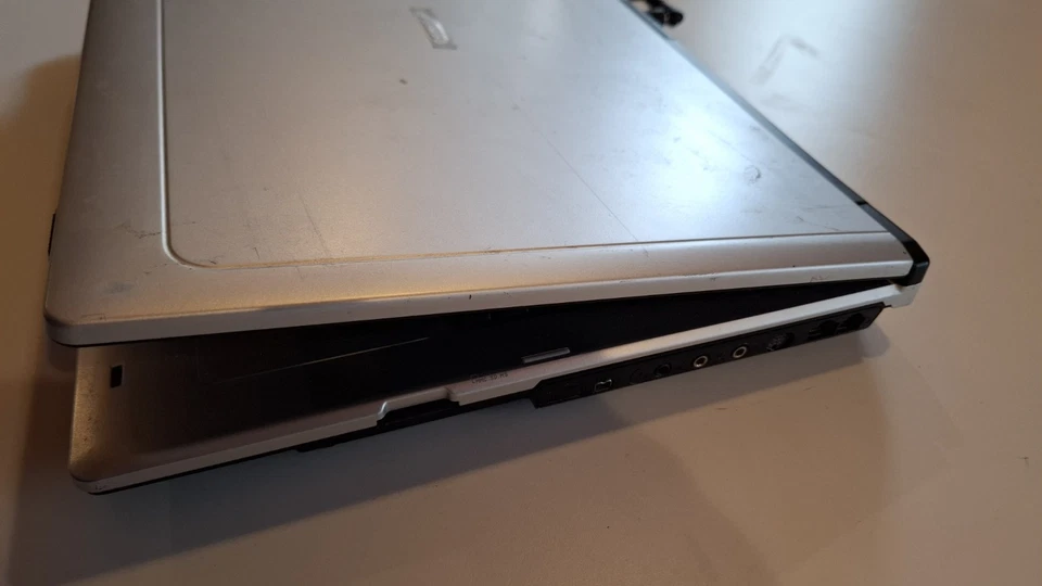 Asus Z9200 Laptop Notebook 15.6 - Bild 4 von 4