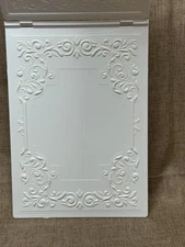 Spellbinders 3D Embossing Folder - Floral Frame