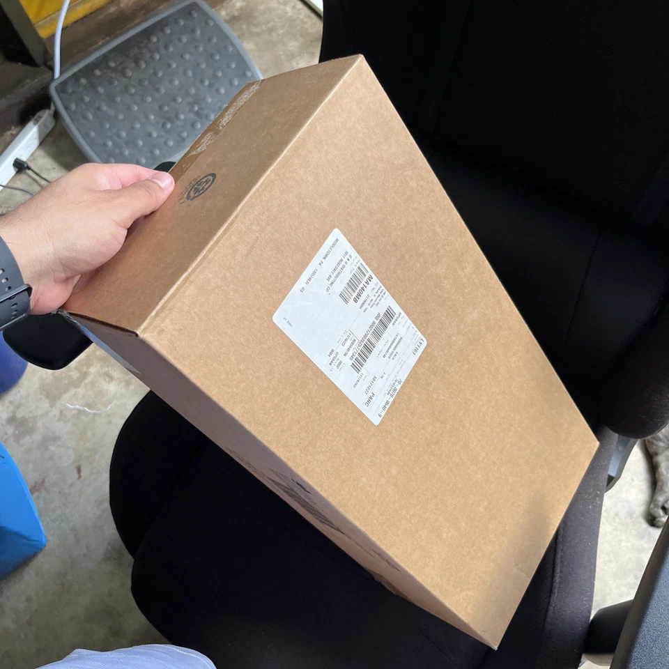 3M Dual-Swivel Monitor Arm 4 1/2 x 19 1/2 Black/Gray MA140MB - Image 3 of 4