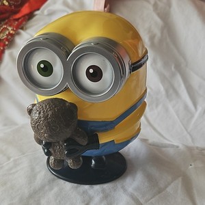 Universal Studios Minions Character Plastic Piggy Bank Coin Bank Original