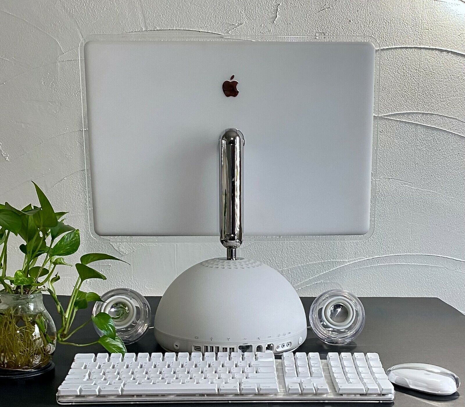 The Iconic 2003 Apple iMac G4 20