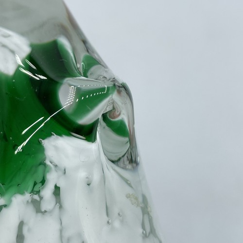 Bella Caza Ganz Art Glass White Green Tropical Fish Paperweight Sculpture - Picture 9 of 12