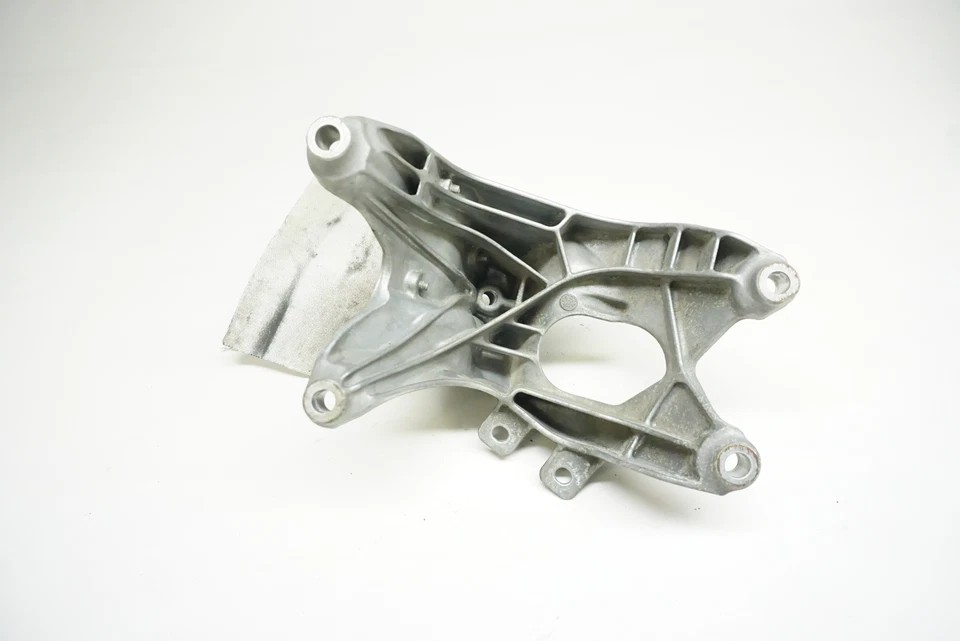 Кронштейн крепления двигателя для Audi A5 Quattro 2018–2020 годов выпуска — правый 4M0-199-308-BL - Изображение 3 из 3