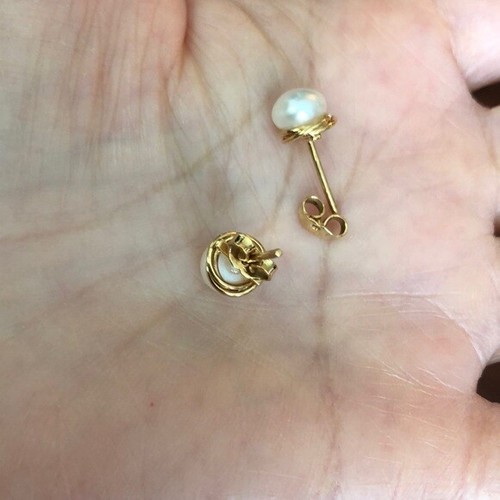 14K Solid Real Yellow Gold FreshWater White Pearl Stud Earrings - E135 - Picture 9 of 11