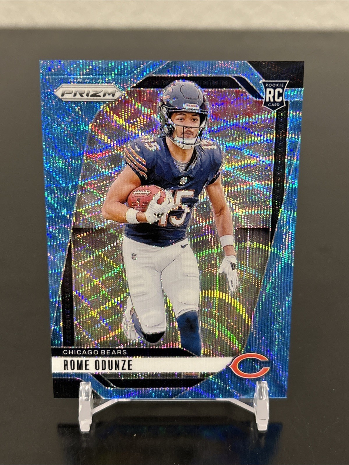 2024 Panini Prizm - Rookies Rome Odunze #385 Blue Wave Prizm /230 (RC)
