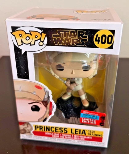 Funko Pop! 400 Princess Leia Jedi Training - Star Wars 2020 Fall Convention LE