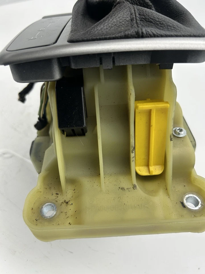 05-11 Mercedes R171 SLK280 SLK300 SLK 350 Shifter Gear Selector 1712671324 OEM - Image 4 of 4
