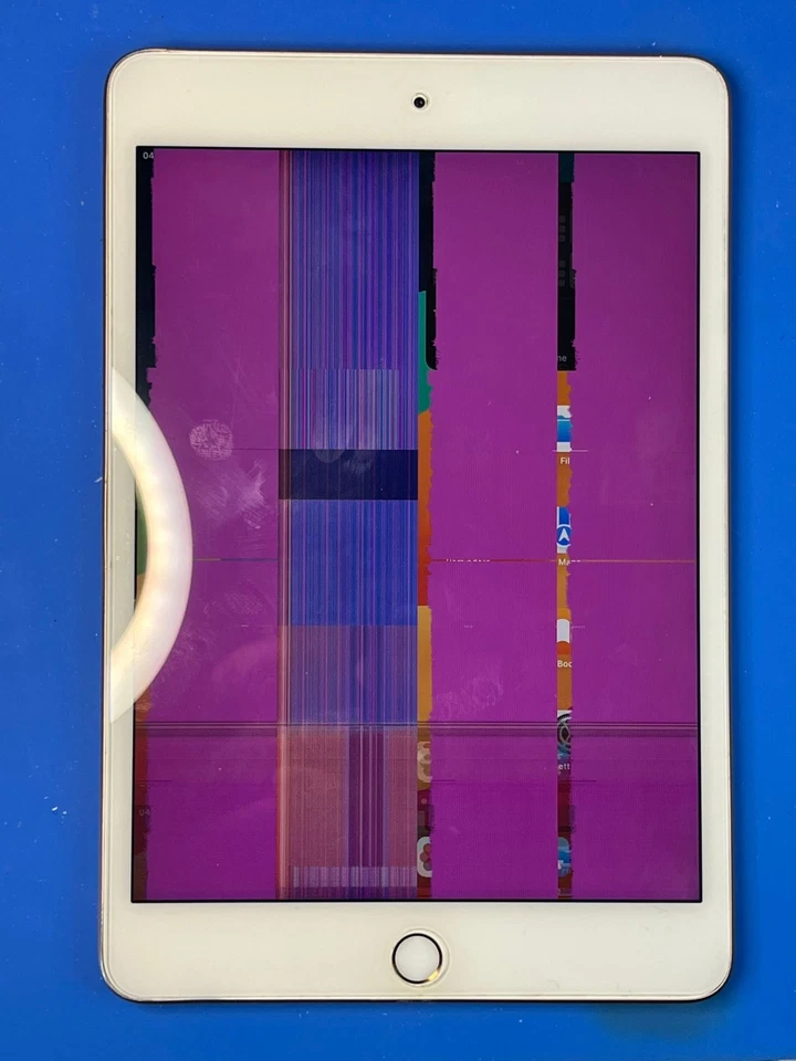 Apple iPad Mini 5th Gen. 256GB, Wi-Fi, 7.9 in - Gold FAULTY SPARES OR REPAIRS - Image 2 of 4