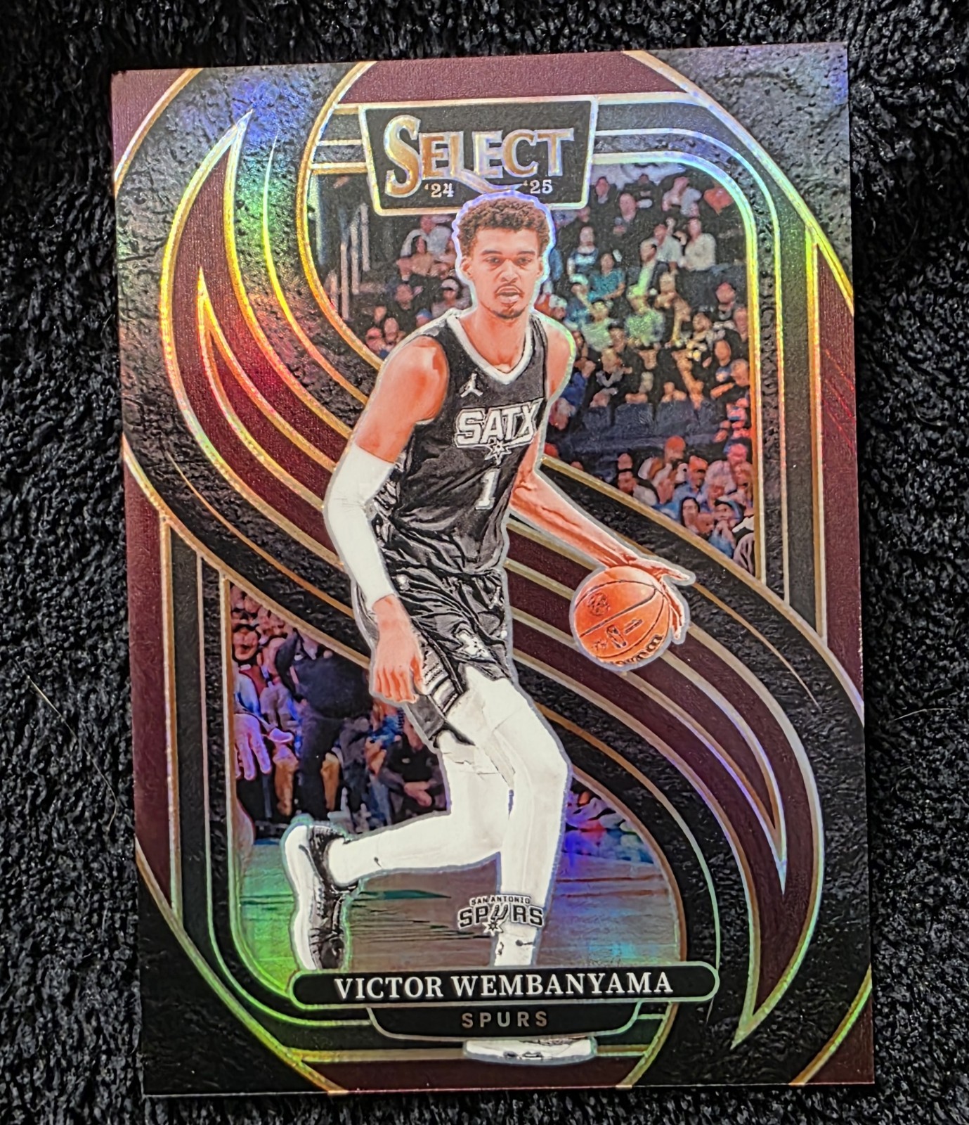 VICTOR WEMBANYAMA 2024-25 SELECT PREMIER LEVEL MAROON PRIZM /175