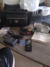 Hitachi DZ-MV580A 1MP DVD Camcorder 10x Zoom / Charger And Battery, Remote Etc