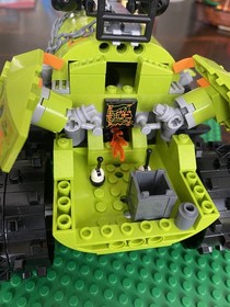 LEGO Power Miners 8960 Thunder Driller 95% complete with manual